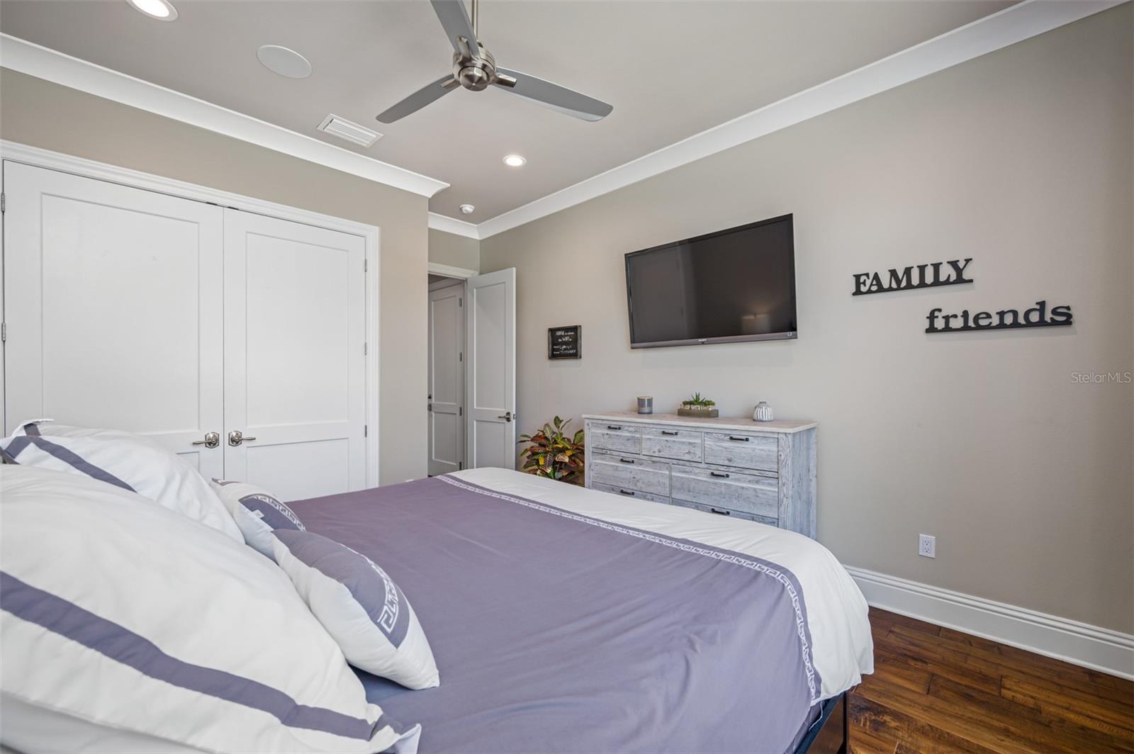 VENETIAN ISLES - Residential