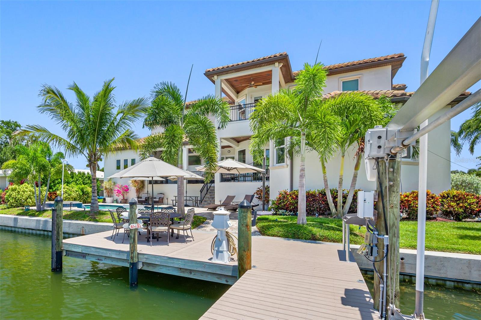 VENETIAN ISLES - Residential