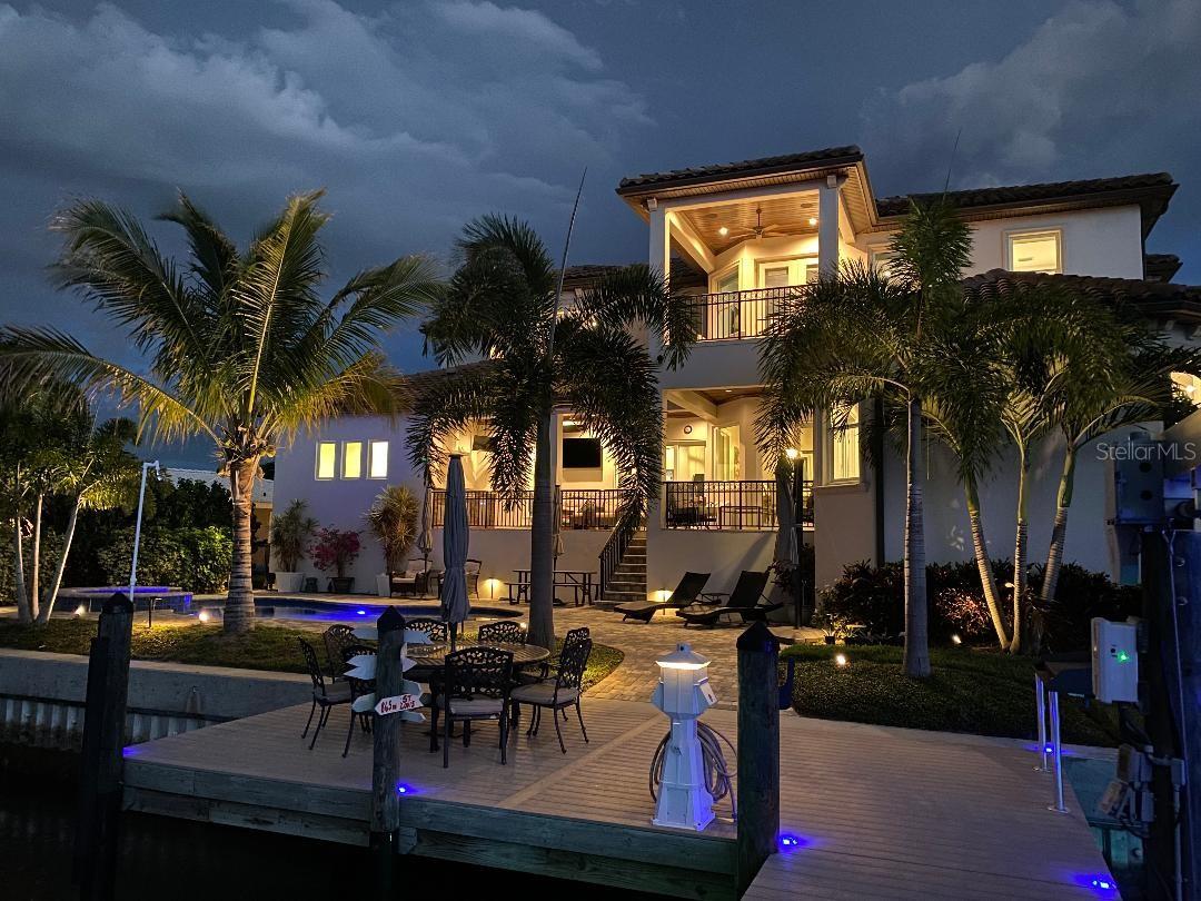 VENETIAN ISLES - Residential