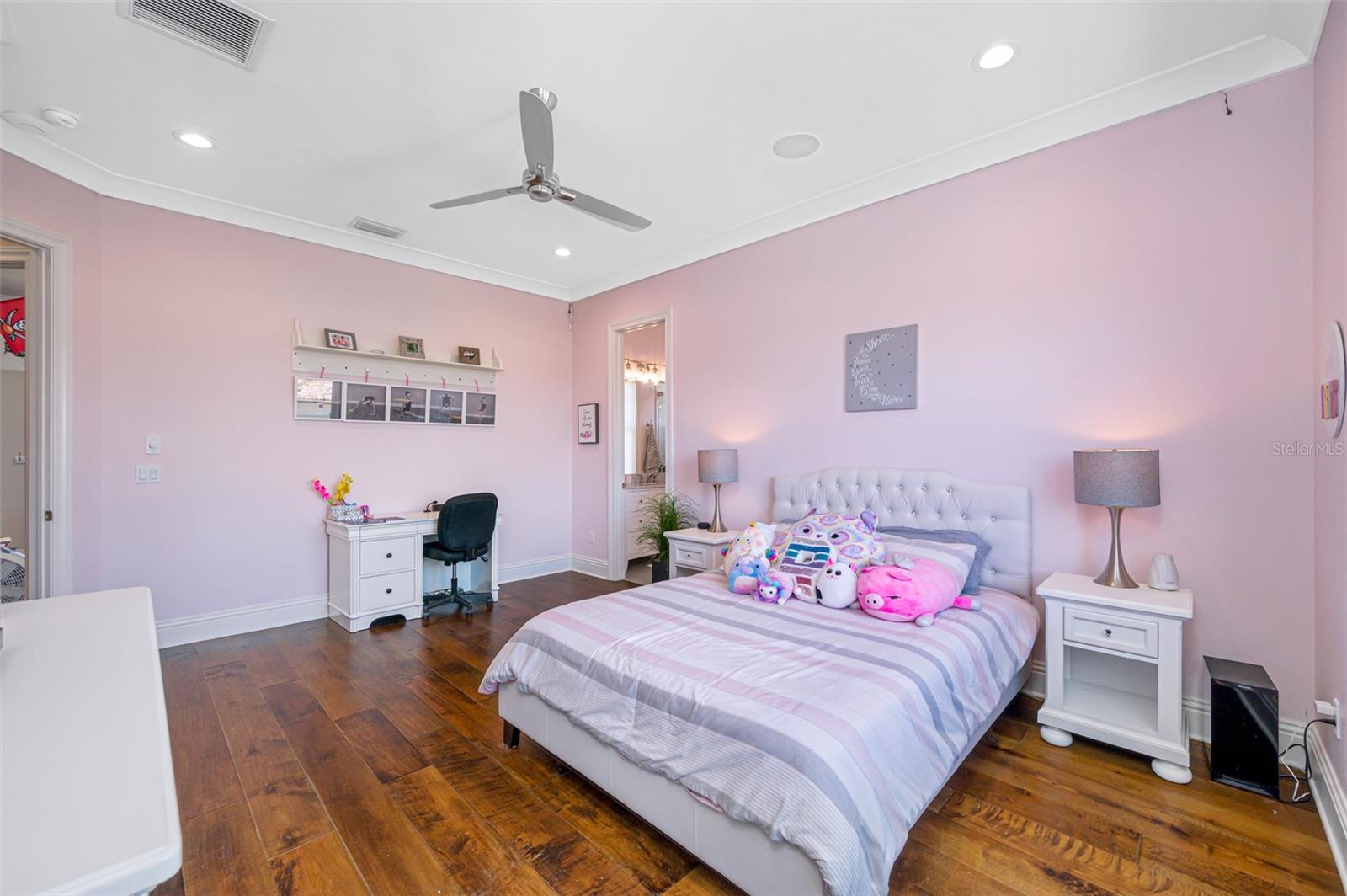 VENETIAN ISLES - Residential