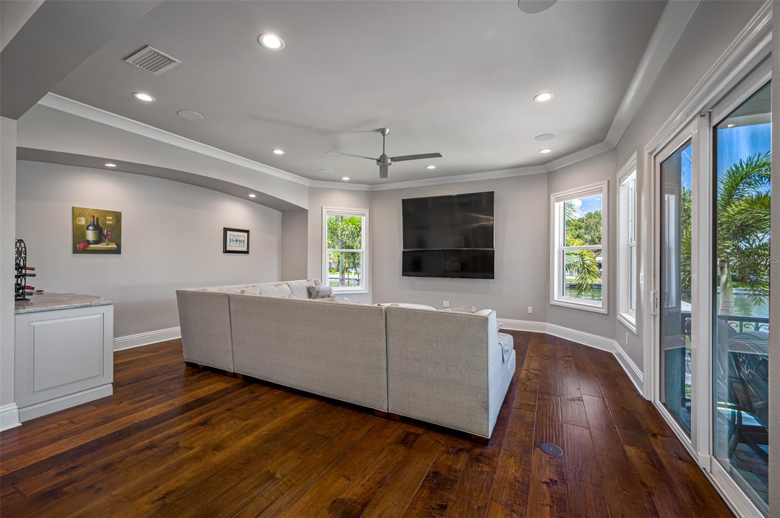 VENETIAN ISLES - Residential