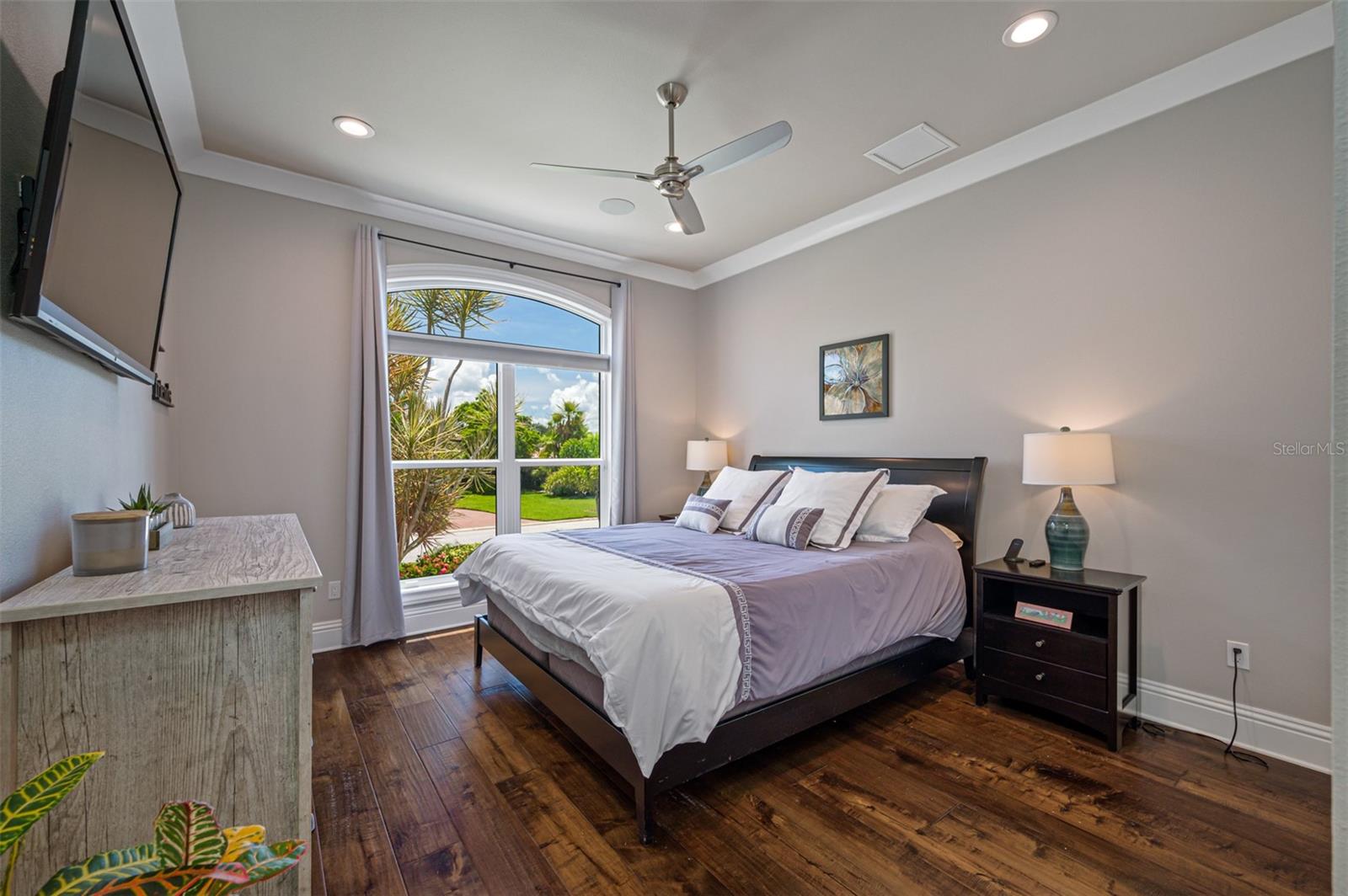 VENETIAN ISLES - Residential