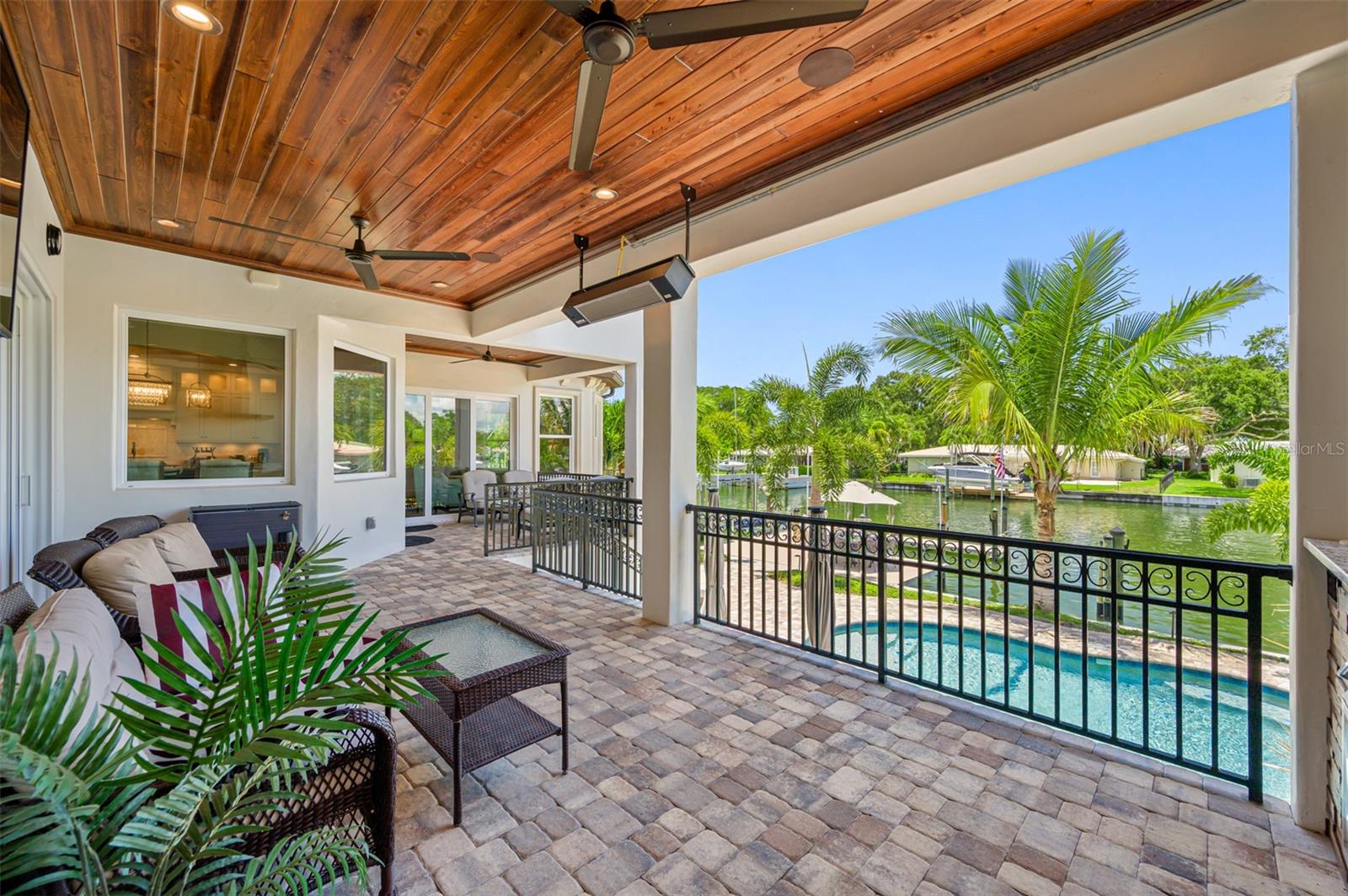 VENETIAN ISLES - Residential