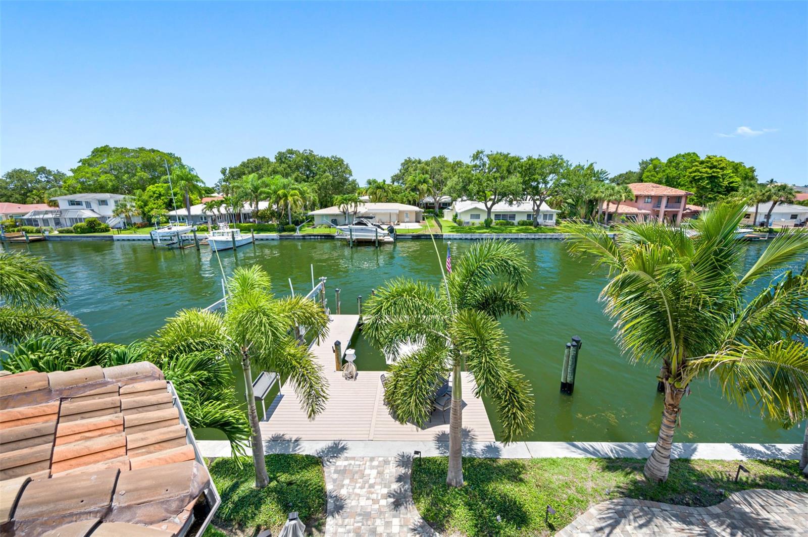 VENETIAN ISLES - Residential