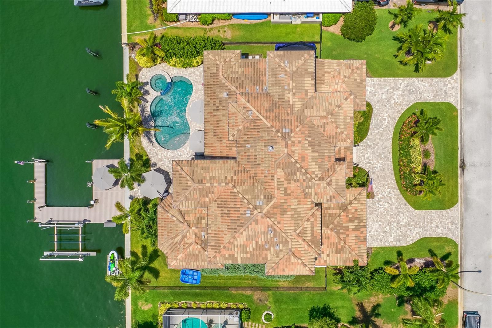 VENETIAN ISLES - Residential