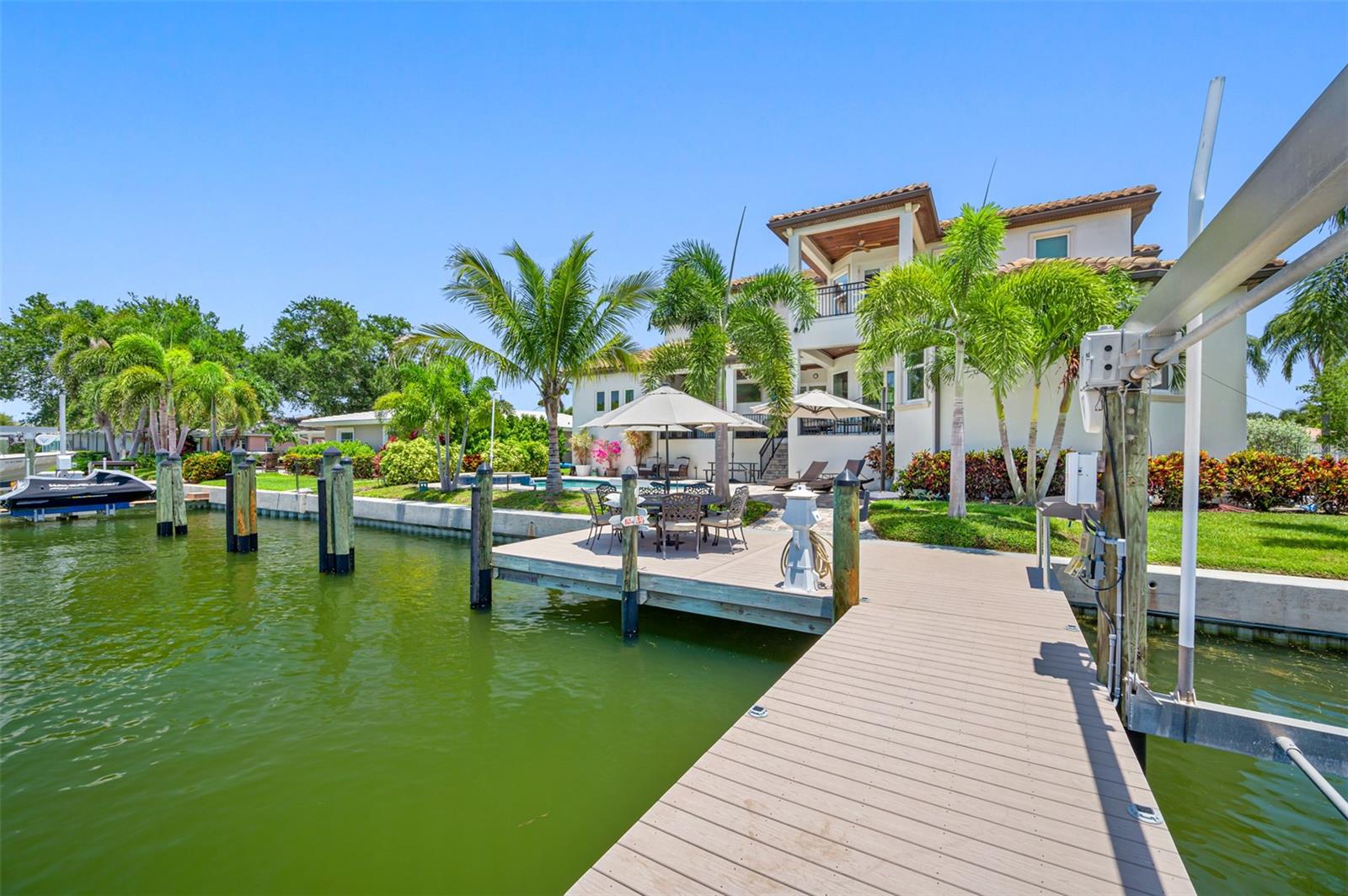 VENETIAN ISLES - Residential