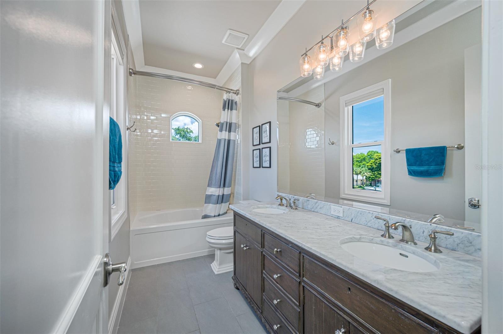 VENETIAN ISLES - Residential