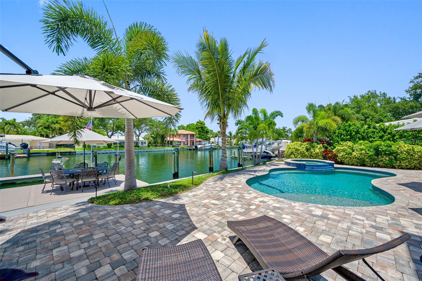 VENETIAN ISLES - Residential