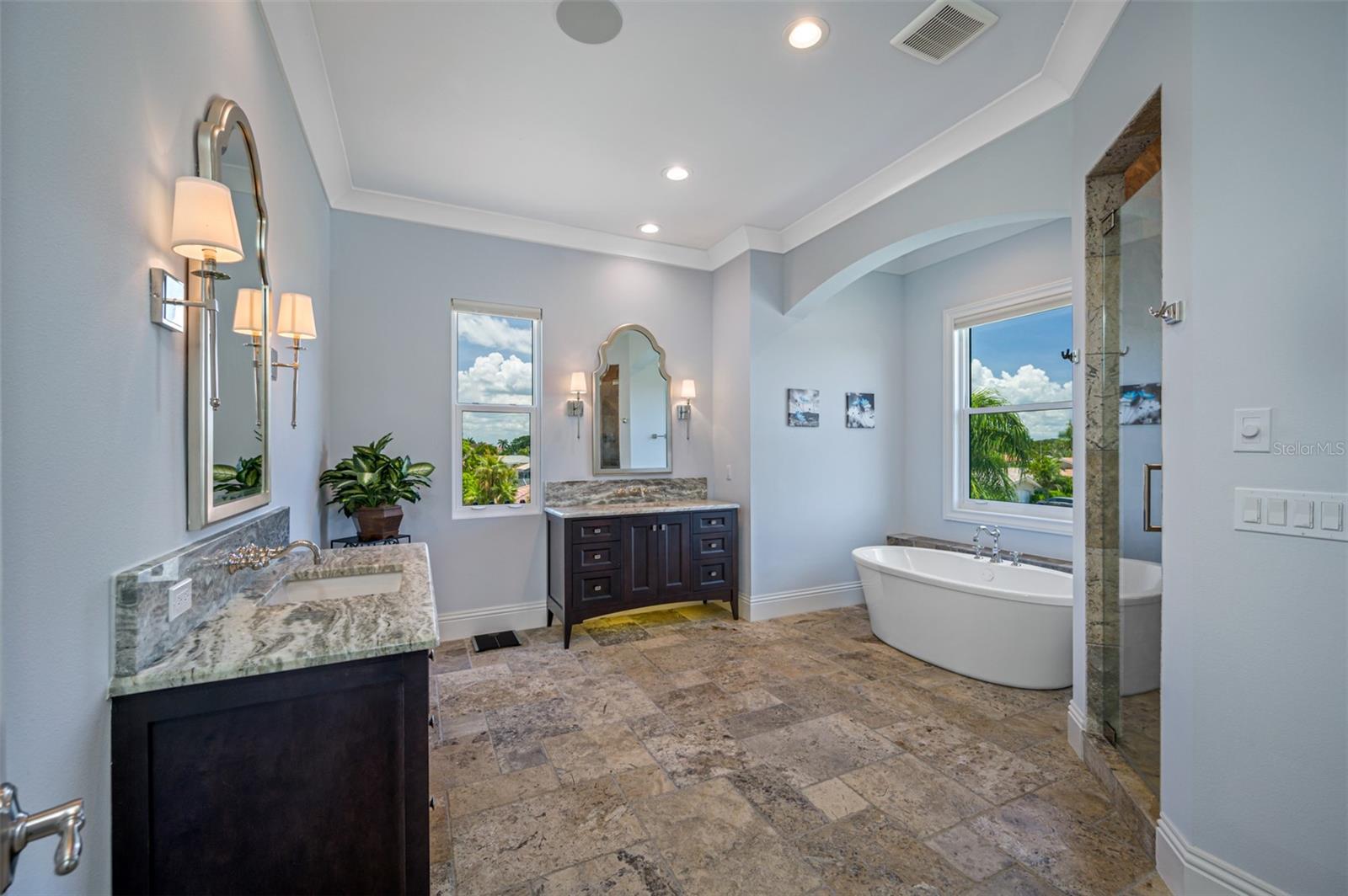 VENETIAN ISLES - Residential