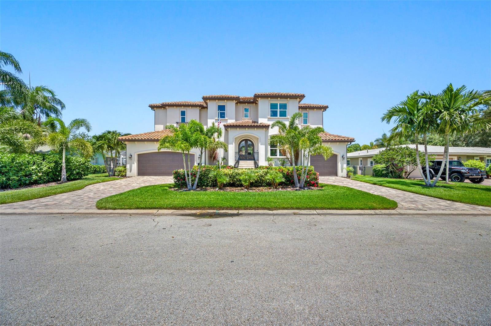 VENETIAN ISLES - Residential