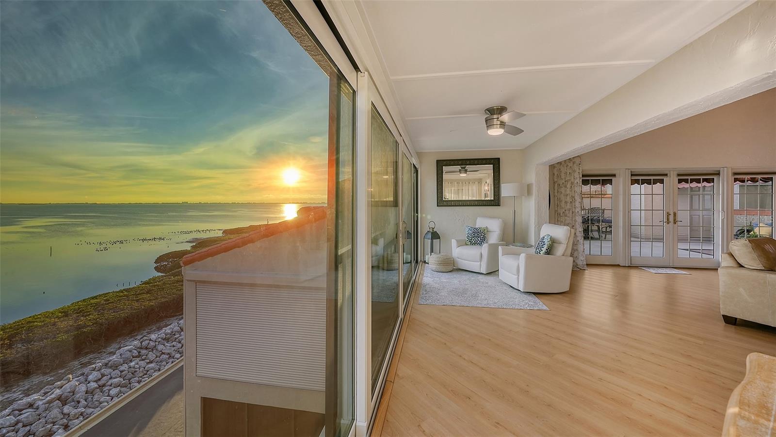 CONQUISTADOR BAY CLUB - Residential