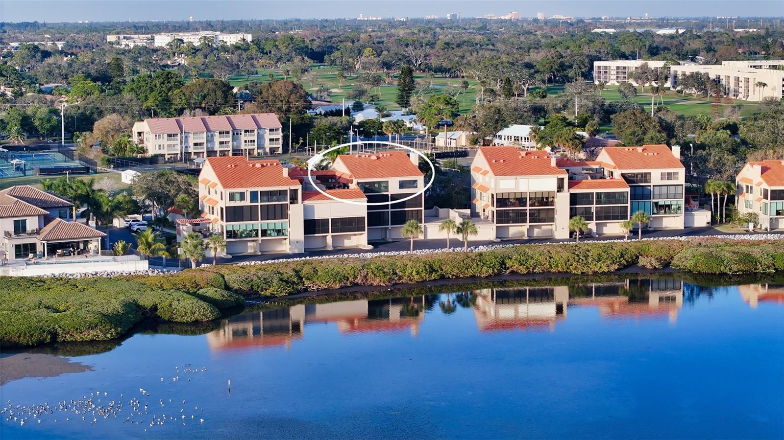 CONQUISTADOR BAY CLUB - Residential