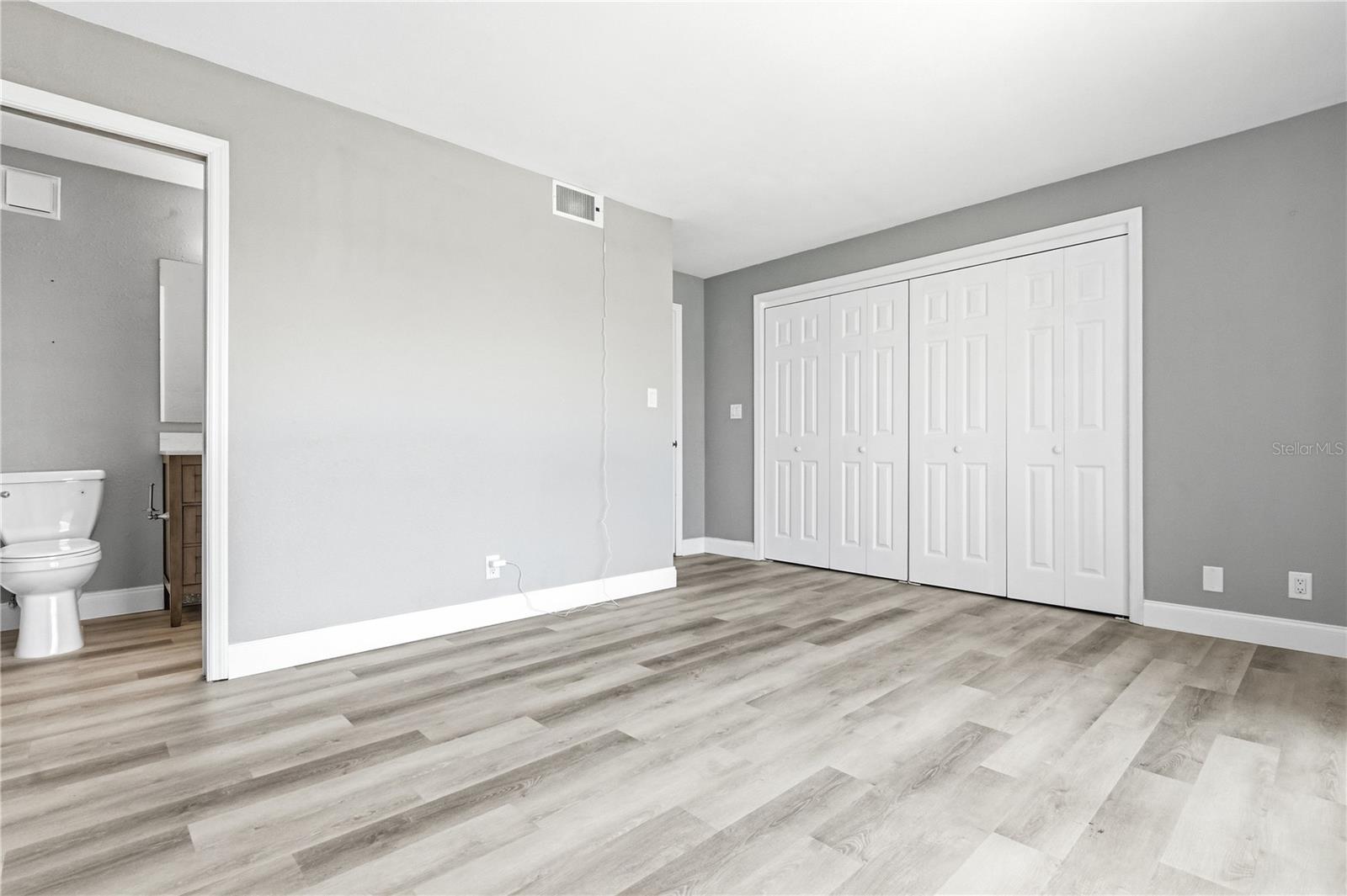 CAPRI LAGOONS CONDO - Residential