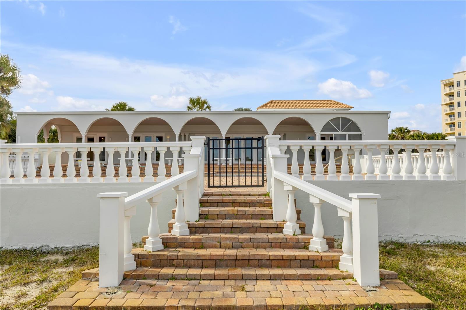 CORONADO SHORES - Residential