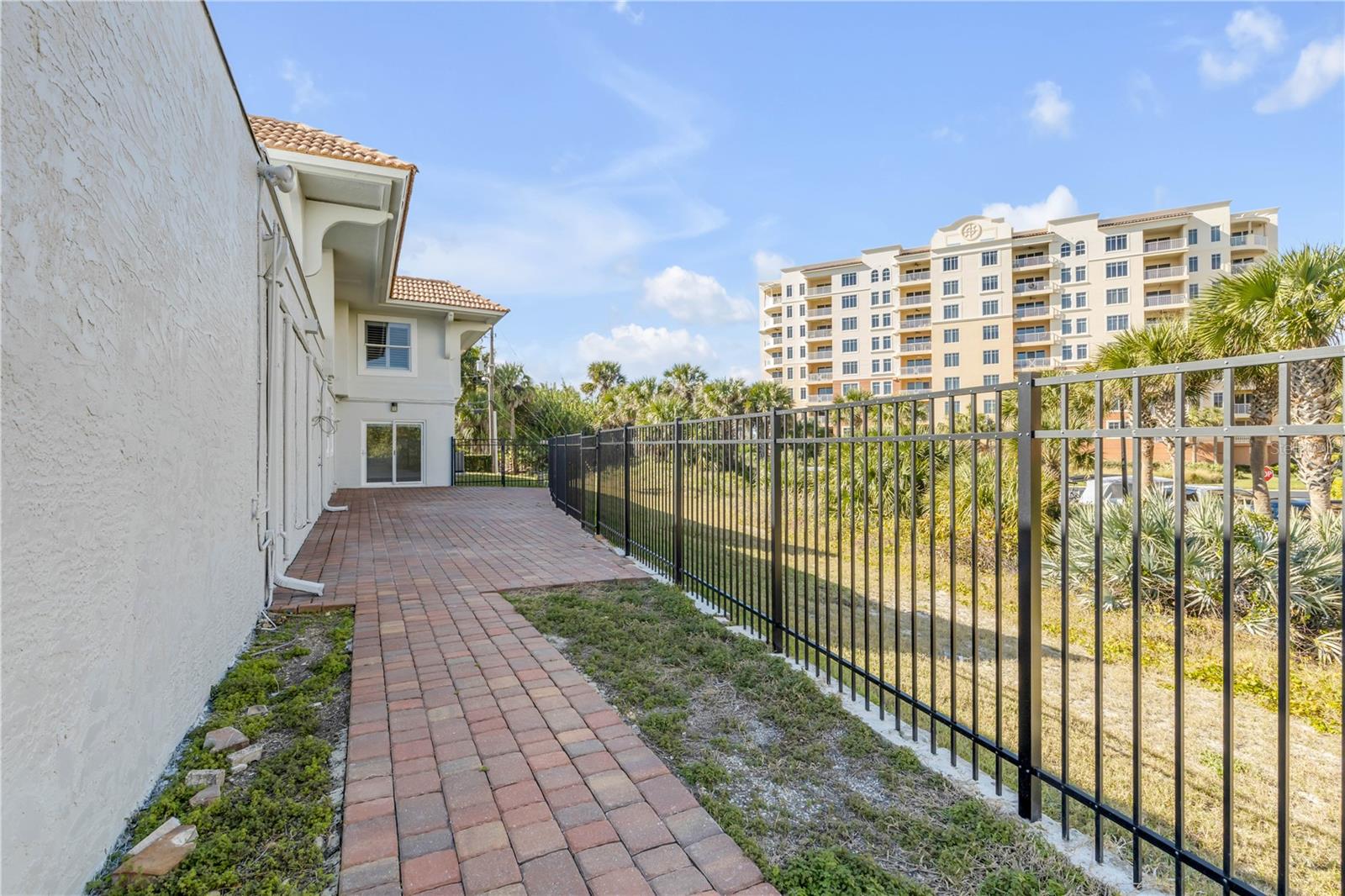 CORONADO SHORES - Residential