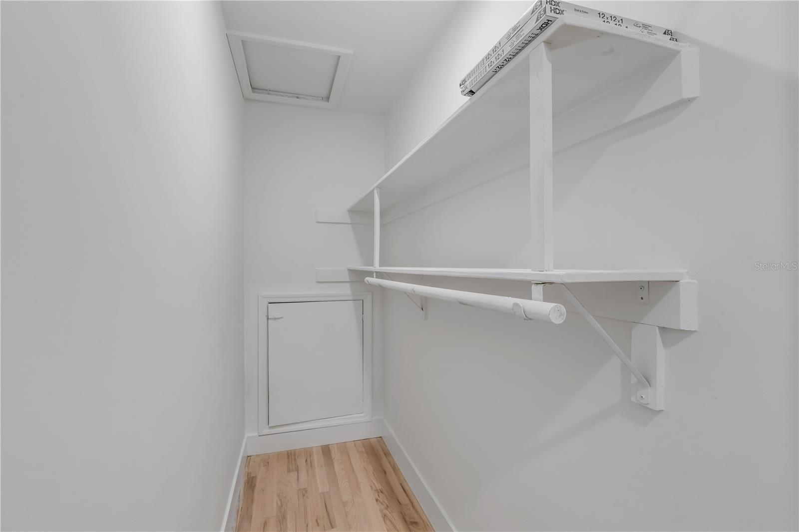 CORONADO SHORES - Residential