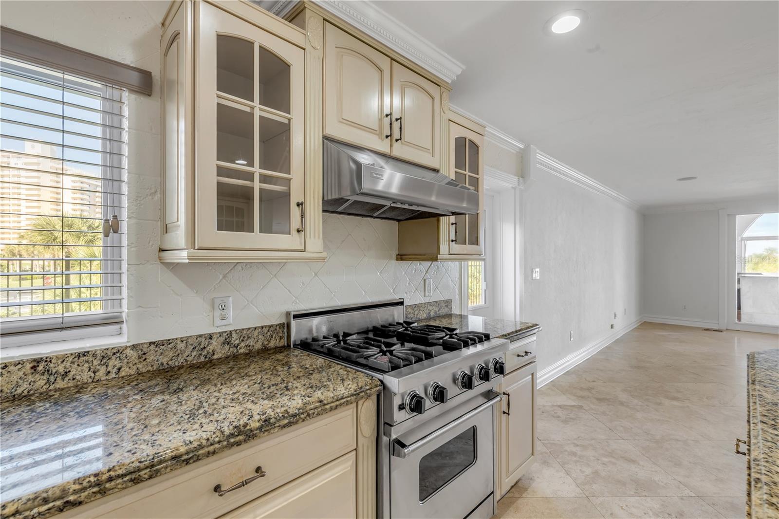 CORONADO SHORES - Residential