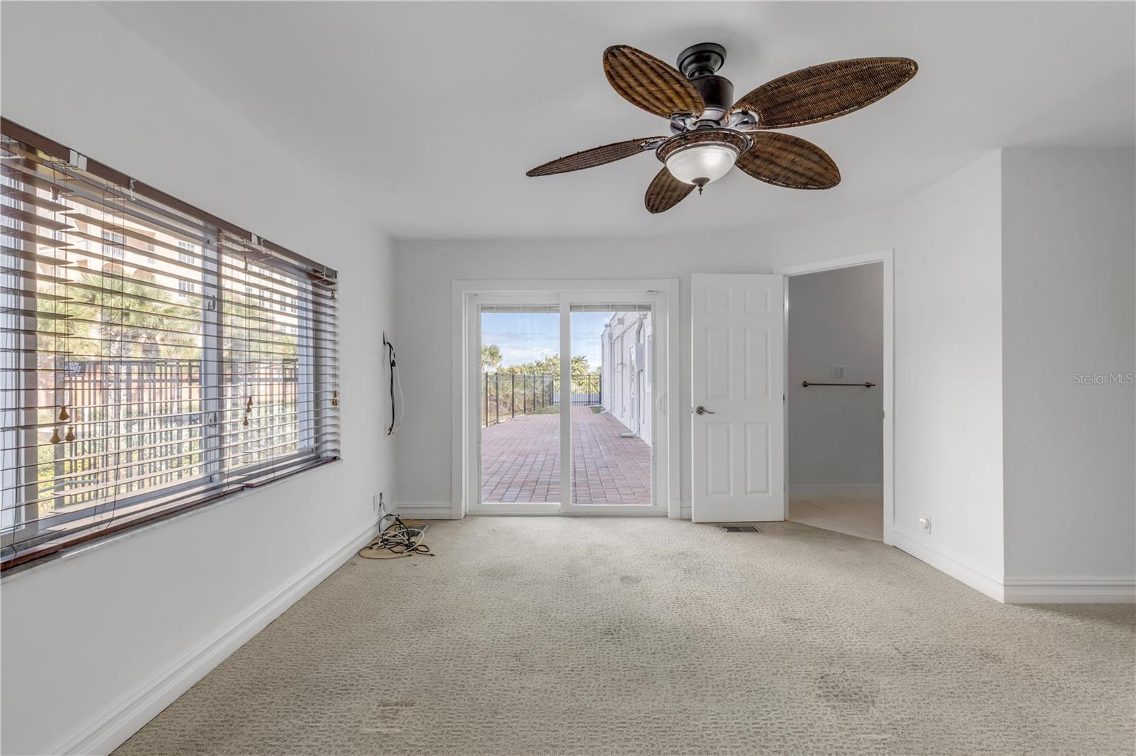 CORONADO SHORES - Residential