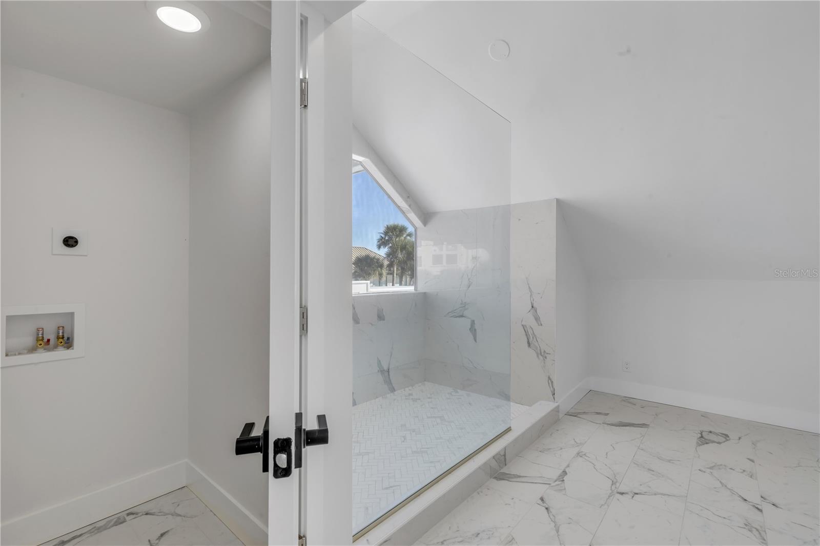 CORONADO SHORES - Residential