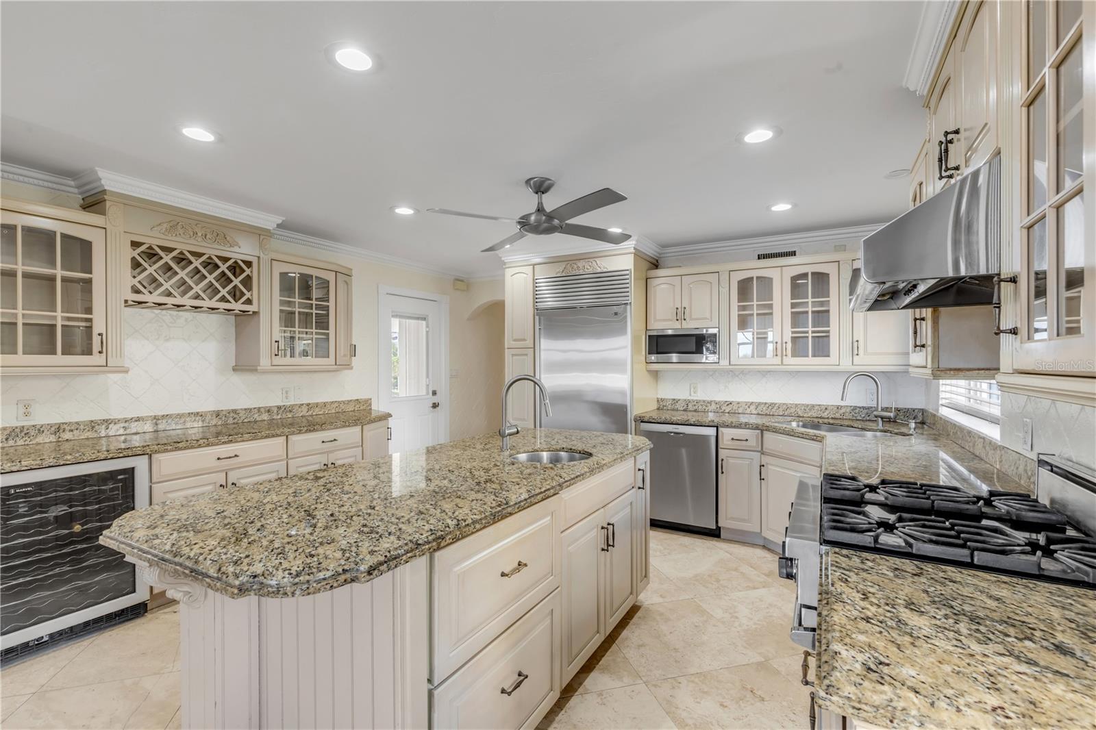 CORONADO SHORES - Residential