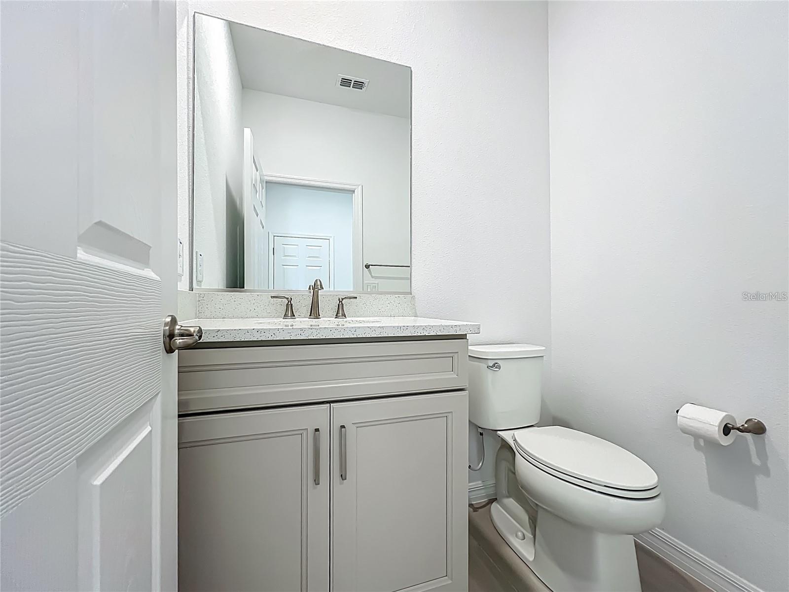 CALESA TOWNSHIP ROAN HILLS PH - Residential Lease