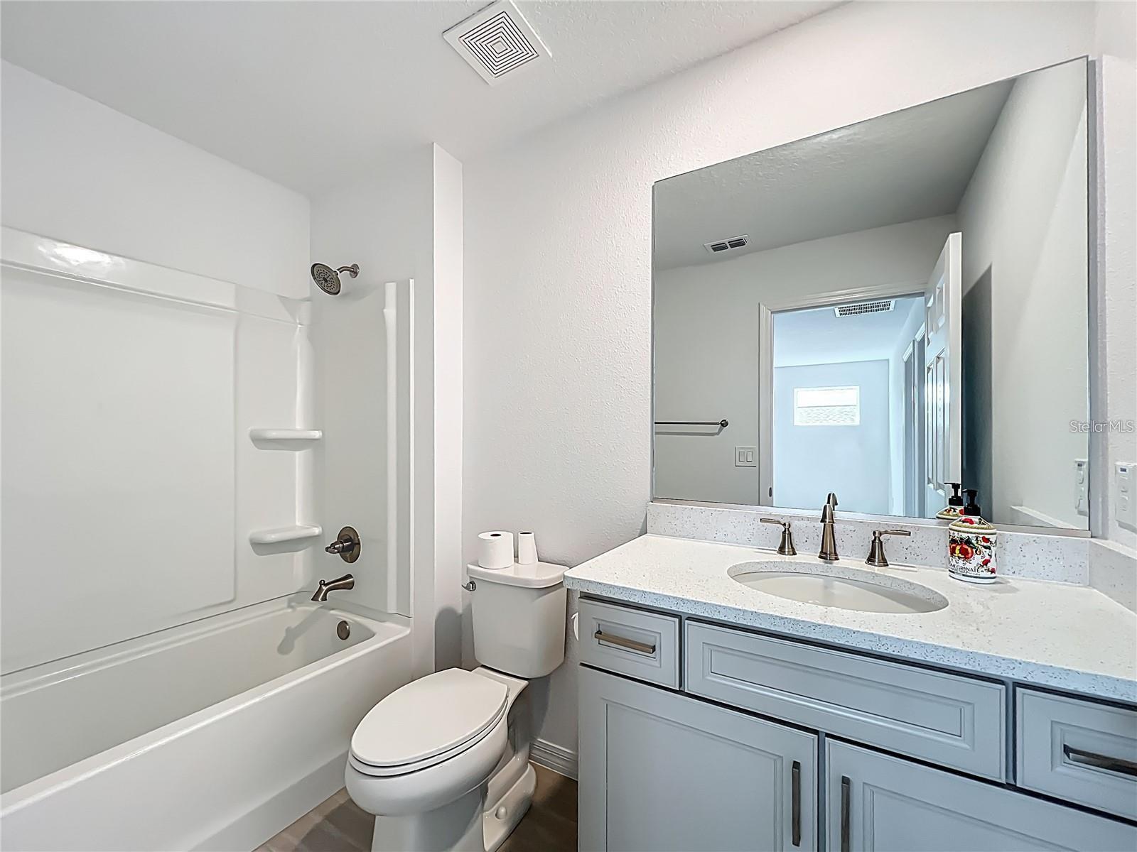 CALESA TOWNSHIP ROAN HILLS PH - Residential Lease