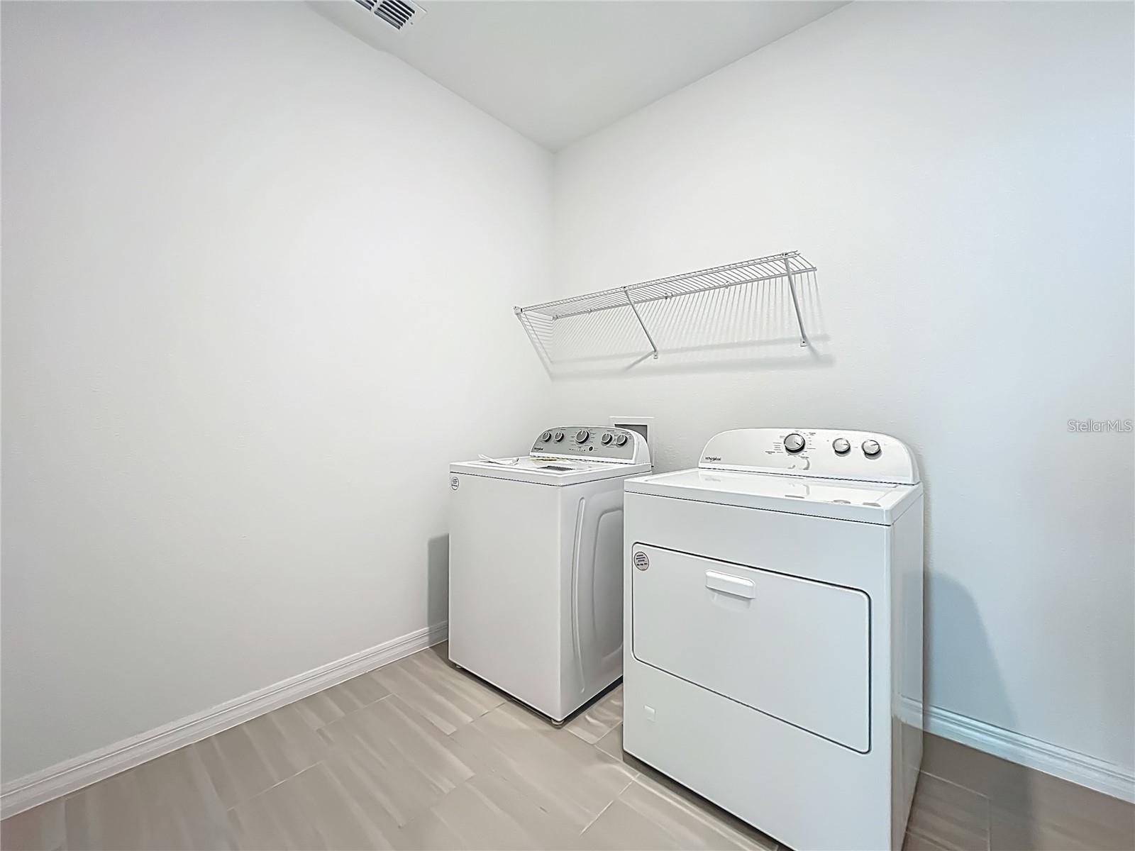 CALESA TOWNSHIP ROAN HILLS PH - Residential Lease