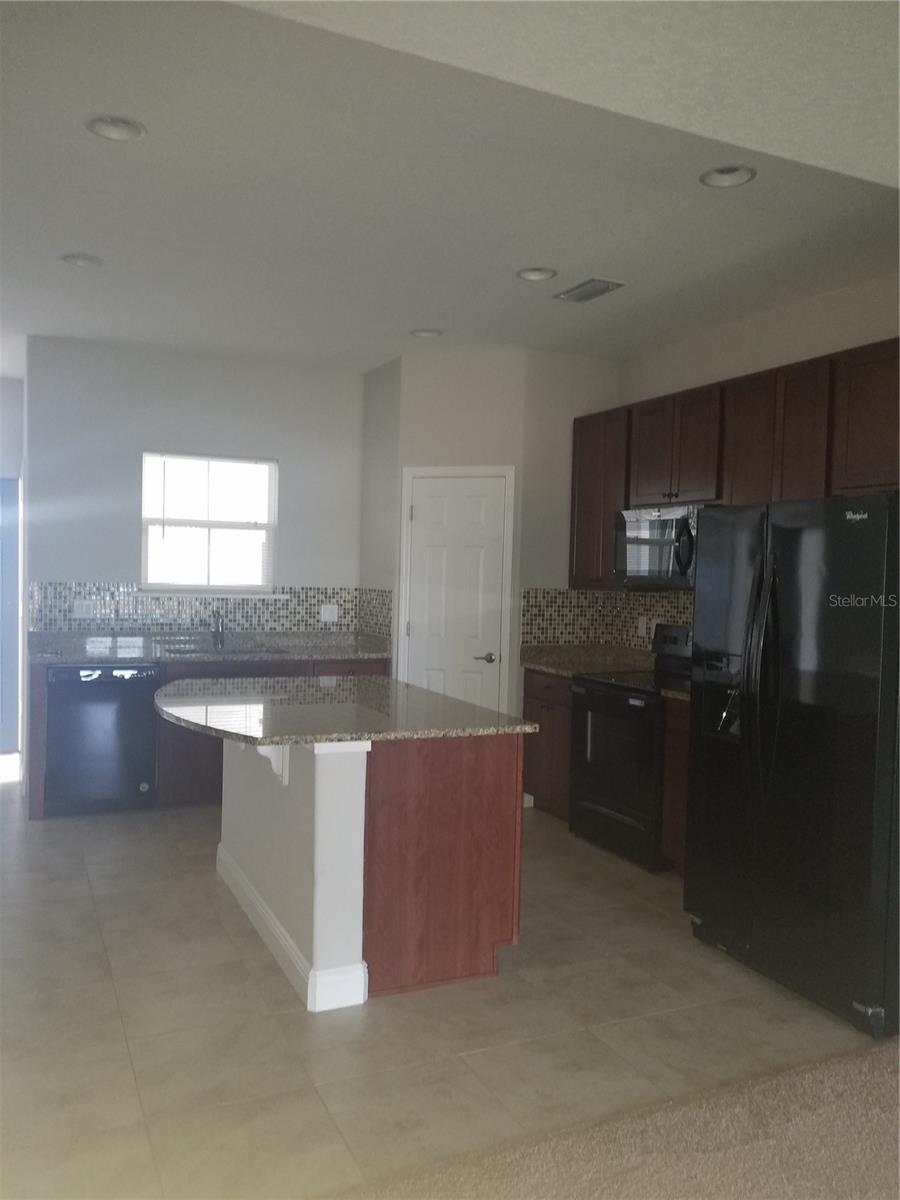 GREEN VALLEY TOWNHOMES, GROVELAND - Residential Lease