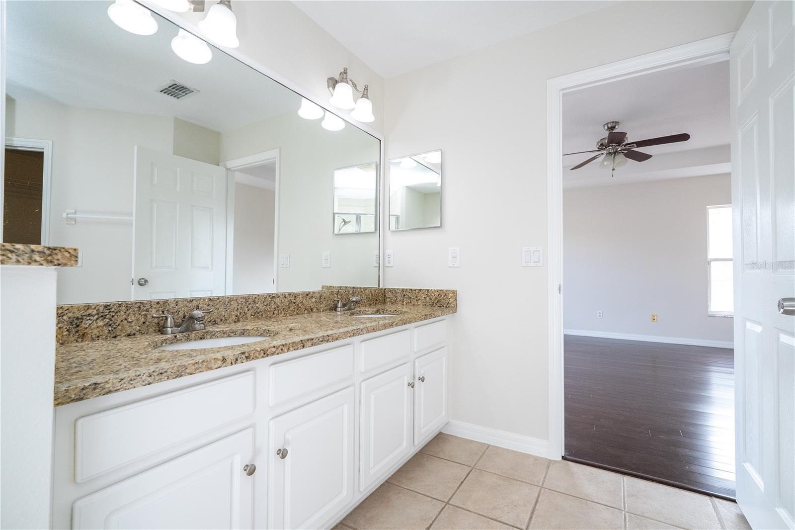 HUNTERS CREEK TR 525 - Residential