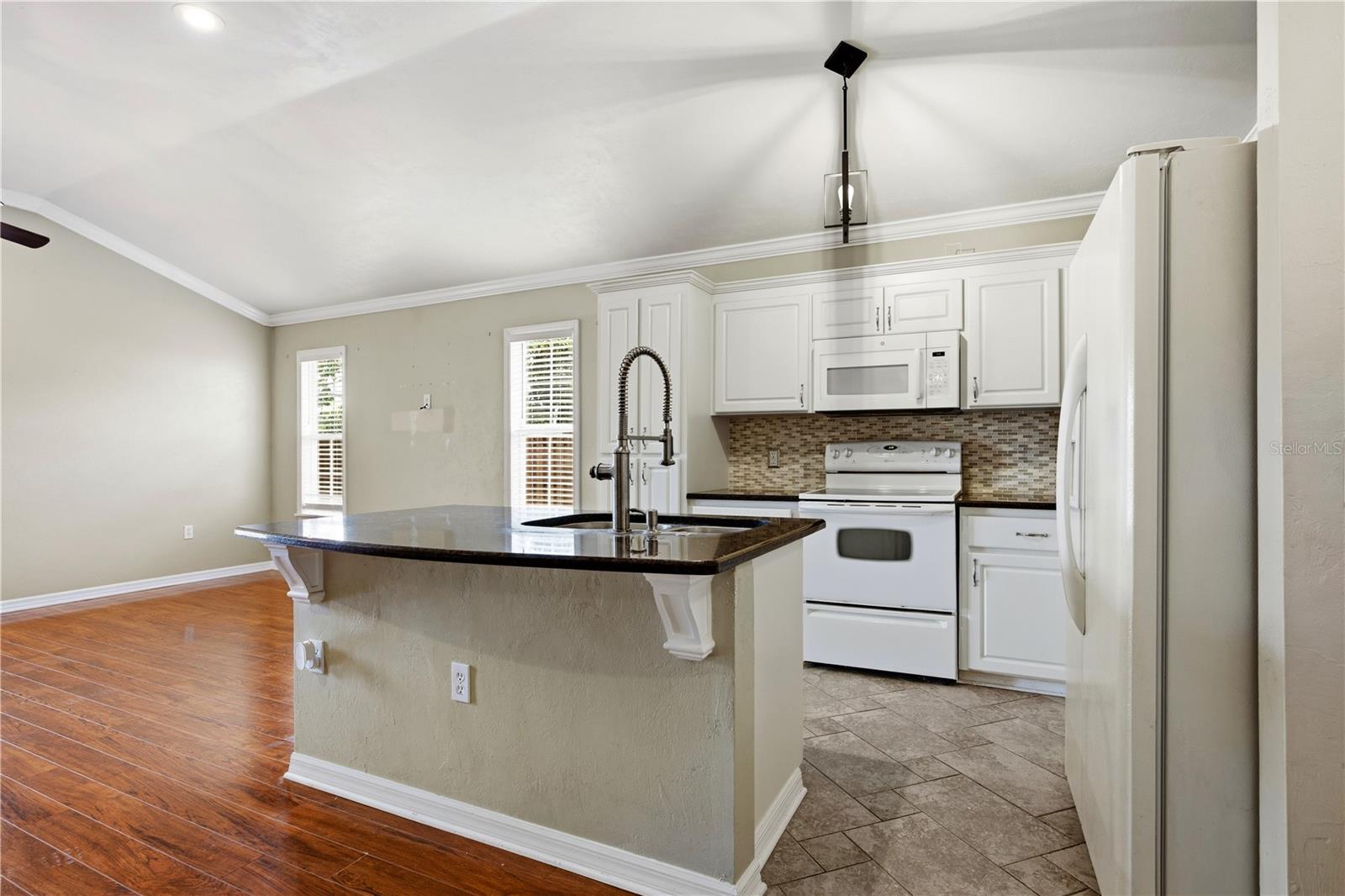 NEWTOWN 1894 PH 2 - Residential