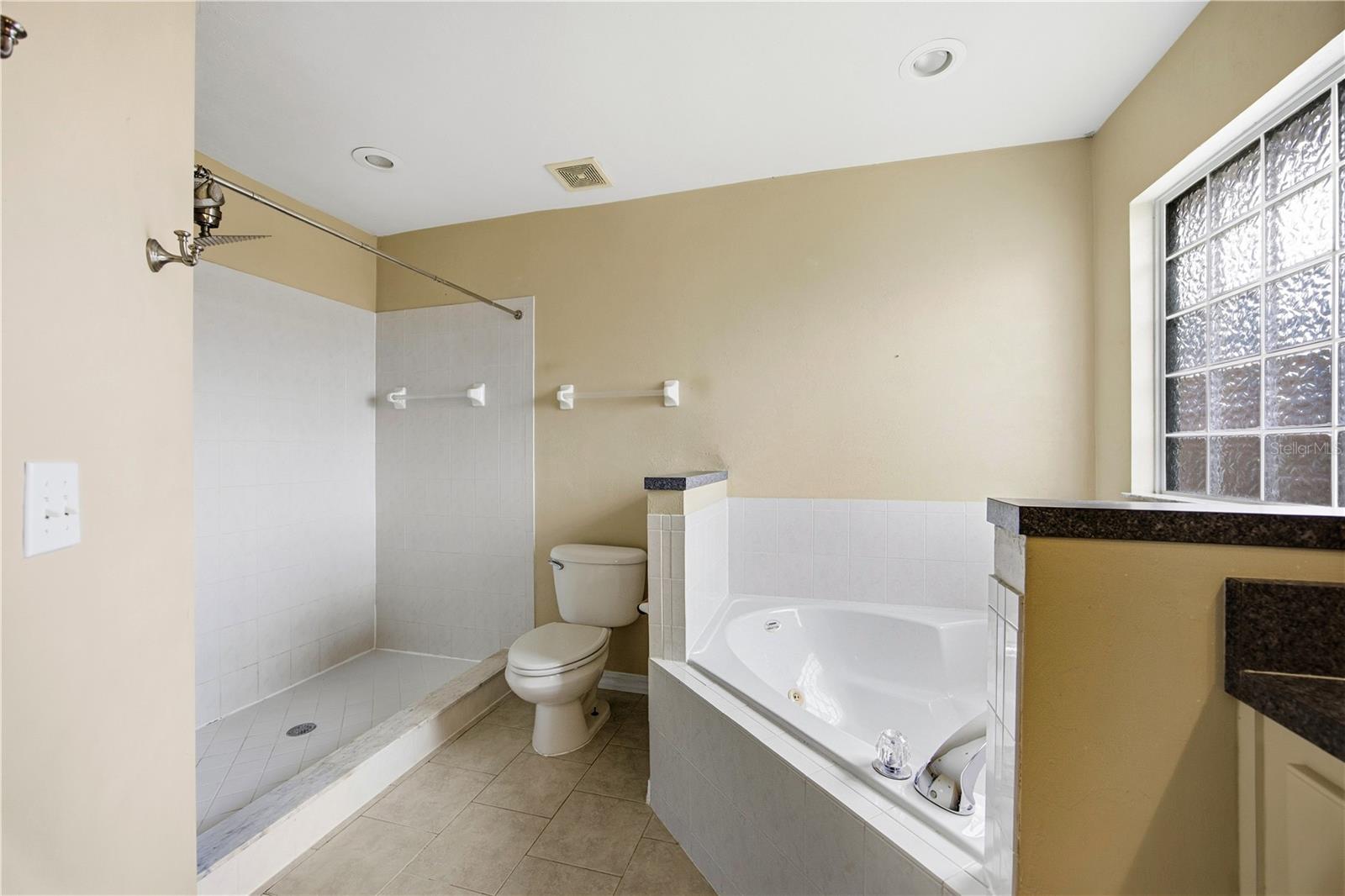 NEWTOWN 1894 PH 2 - Residential