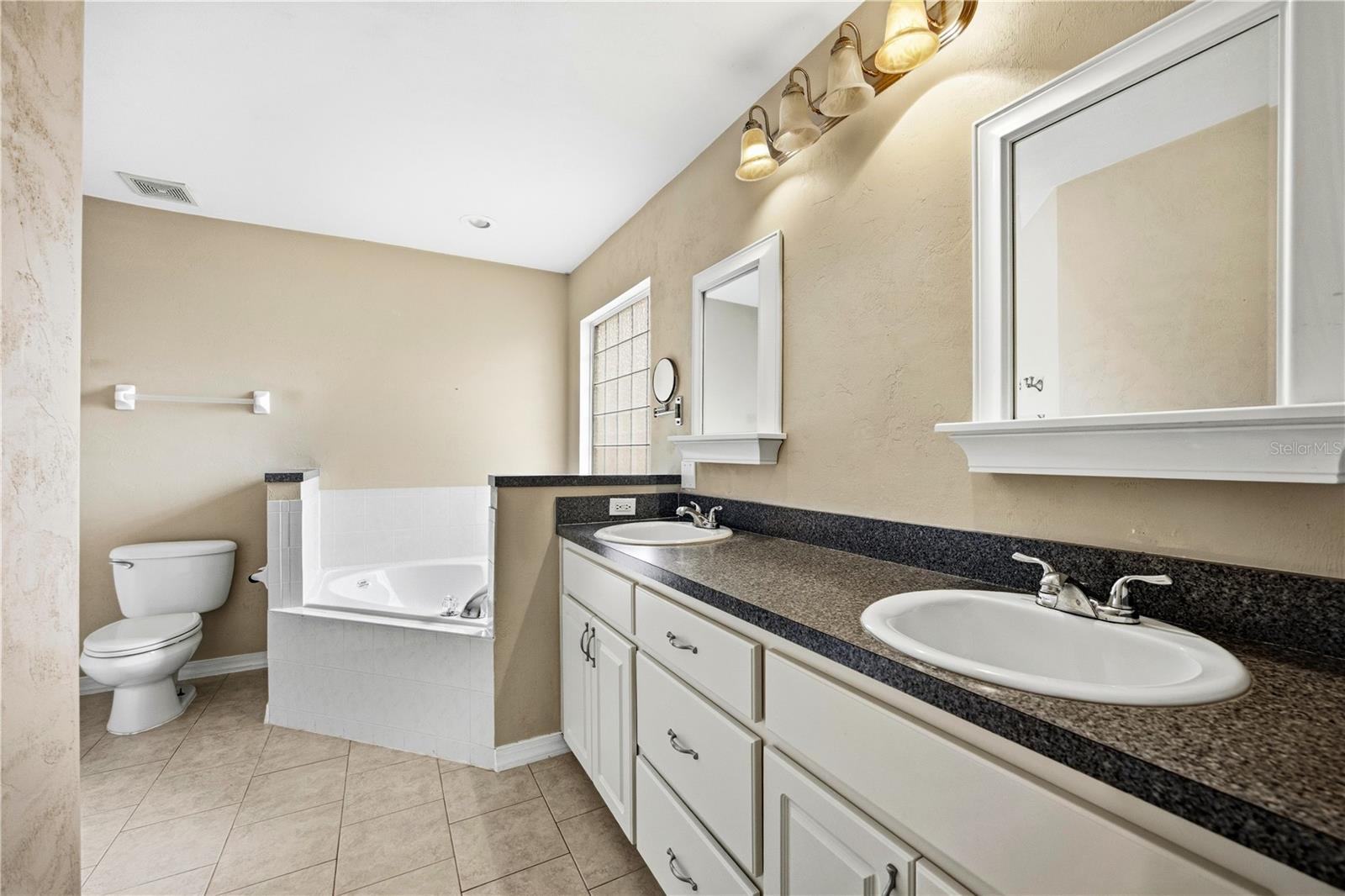 NEWTOWN 1894 PH 2 - Residential