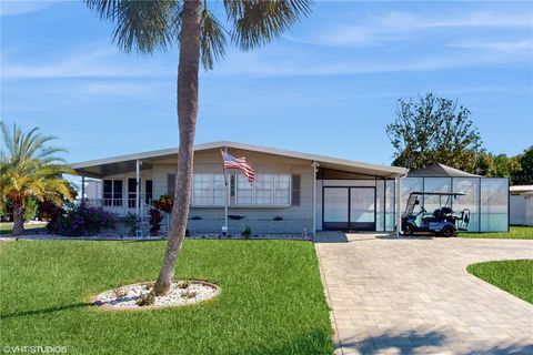 A home in BROOKSVILLE