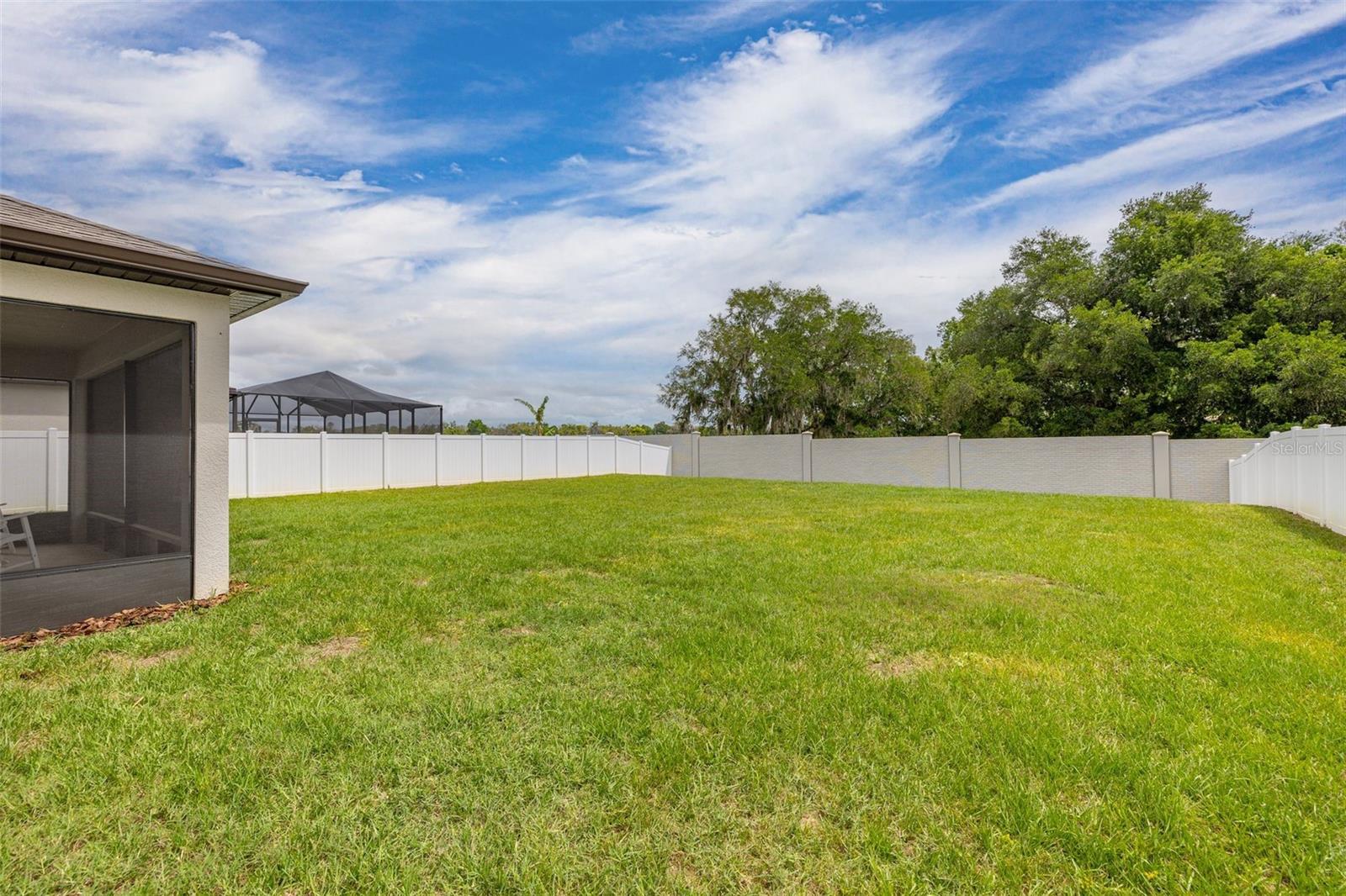 ESTATES/LK FLORENCE - Residential