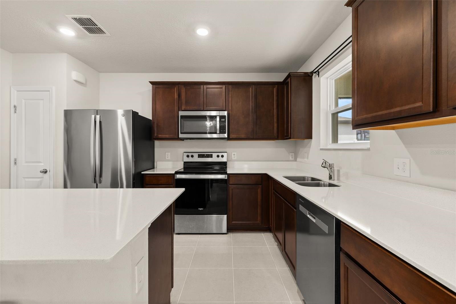 ESTATES/LK FLORENCE - Residential