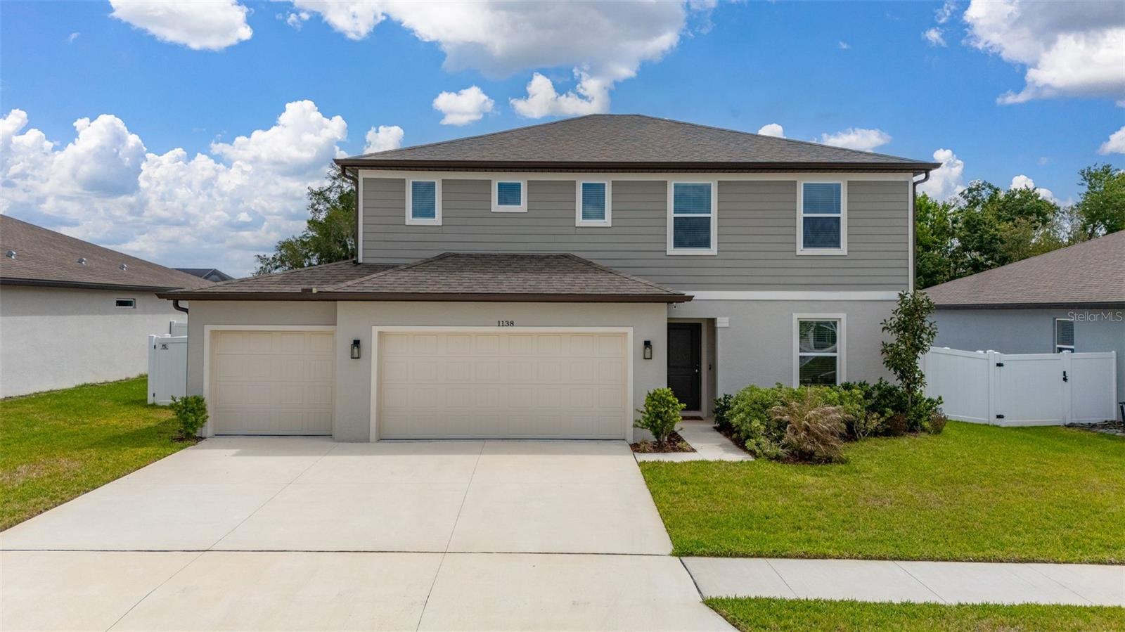 ESTATES/LK FLORENCE - Residential