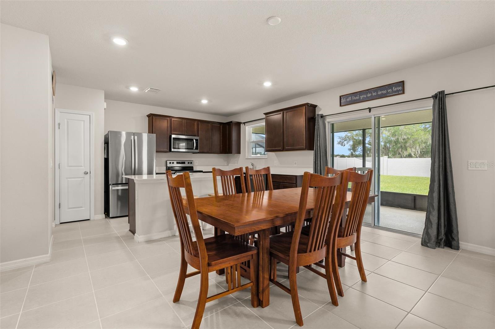 ESTATES/LK FLORENCE - Residential