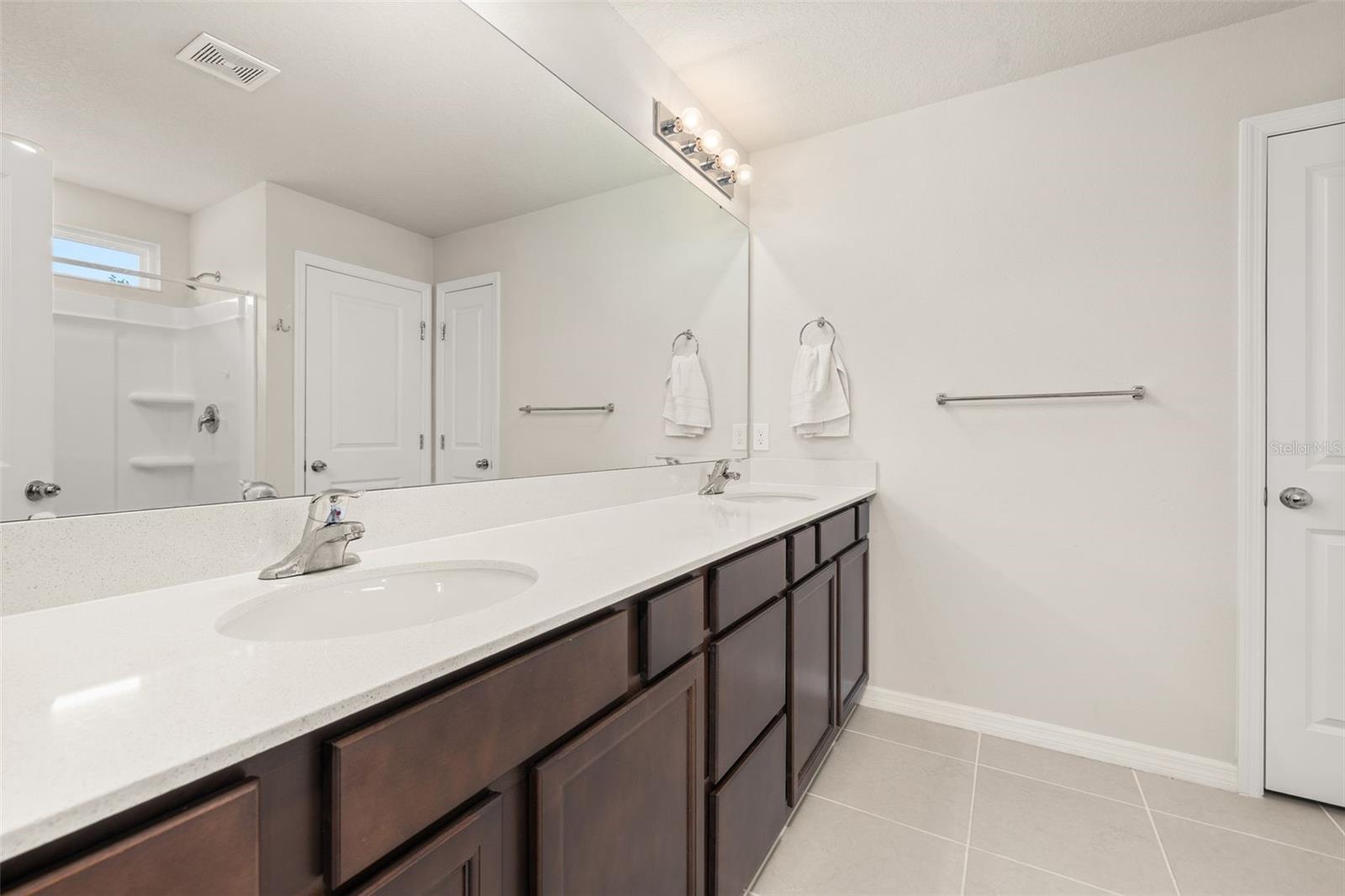 ESTATES/LK FLORENCE - Residential