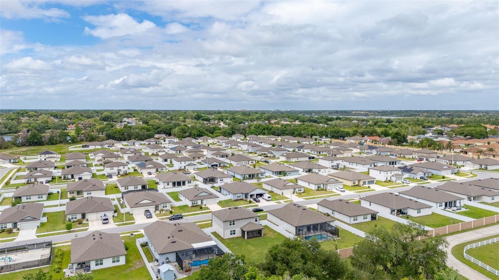 ESTATES/LK FLORENCE - Residential