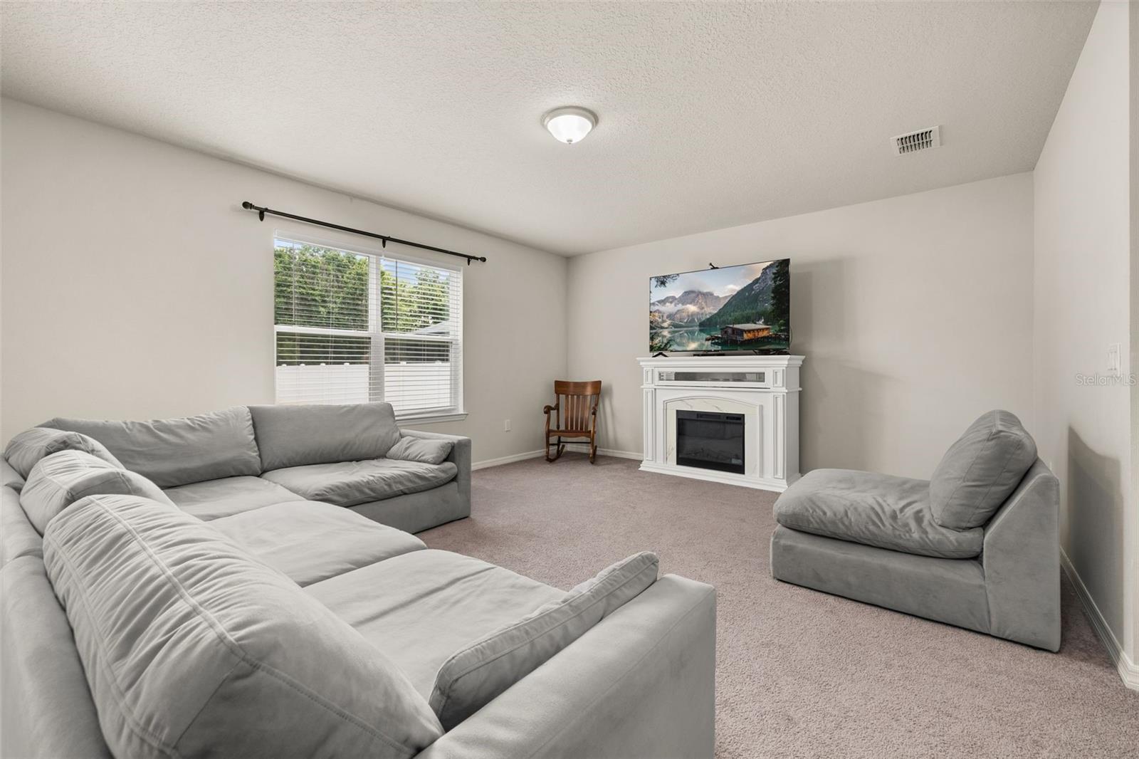 ESTATES/LK FLORENCE - Residential