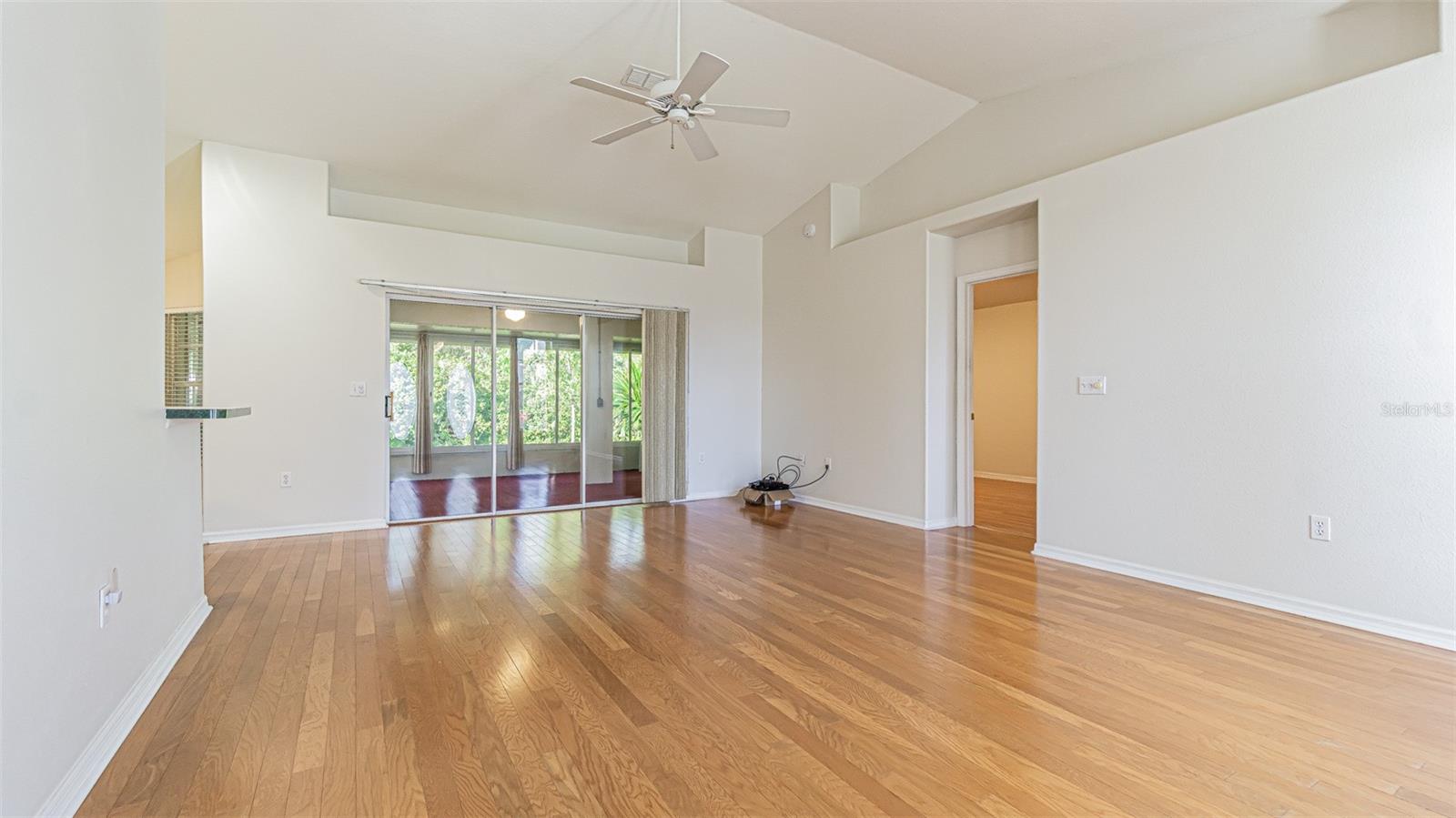 TAMPA BAY GOLF TENNIS CLUB PH 02A - Residential