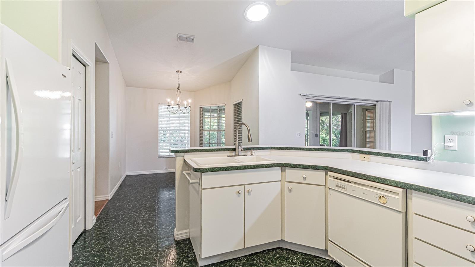 TAMPA BAY GOLF TENNIS CLUB PH 02A - Residential