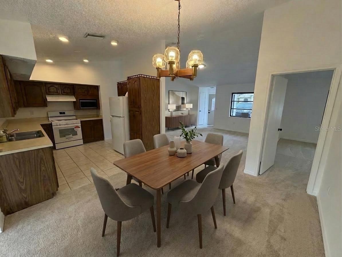 SOUTH VENICE - Residential