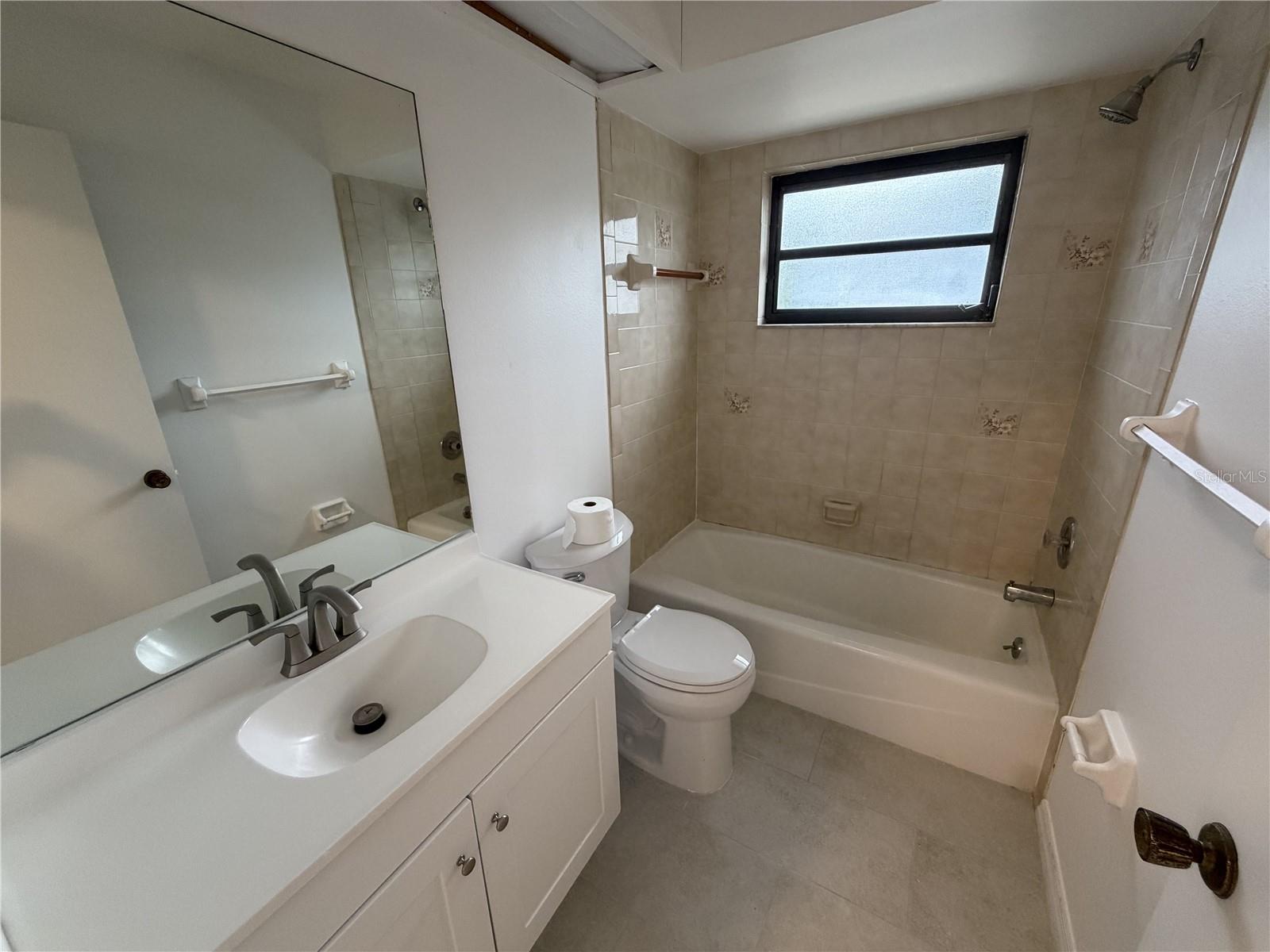 SOUTH VENICE - Residential