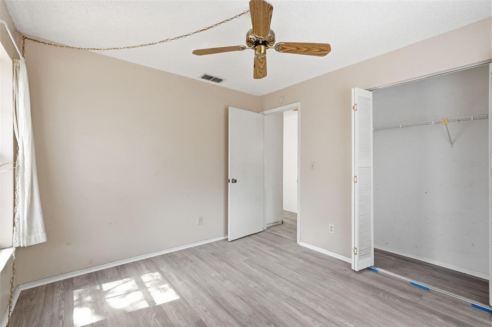 LAKE ST GEORGE SOUTH UNIT III - Residential