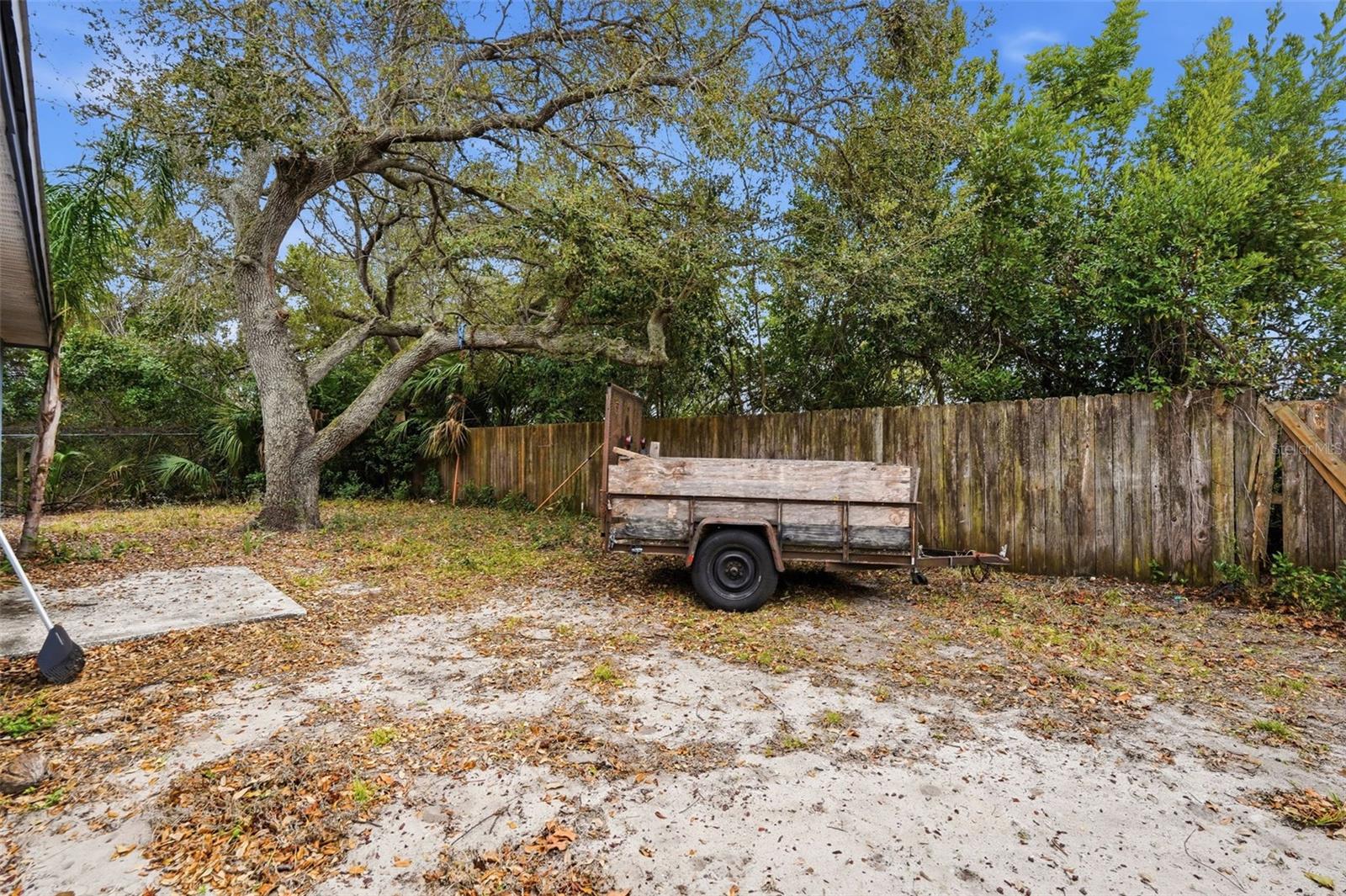 LAKE ST GEORGE SOUTH UNIT III - Residential