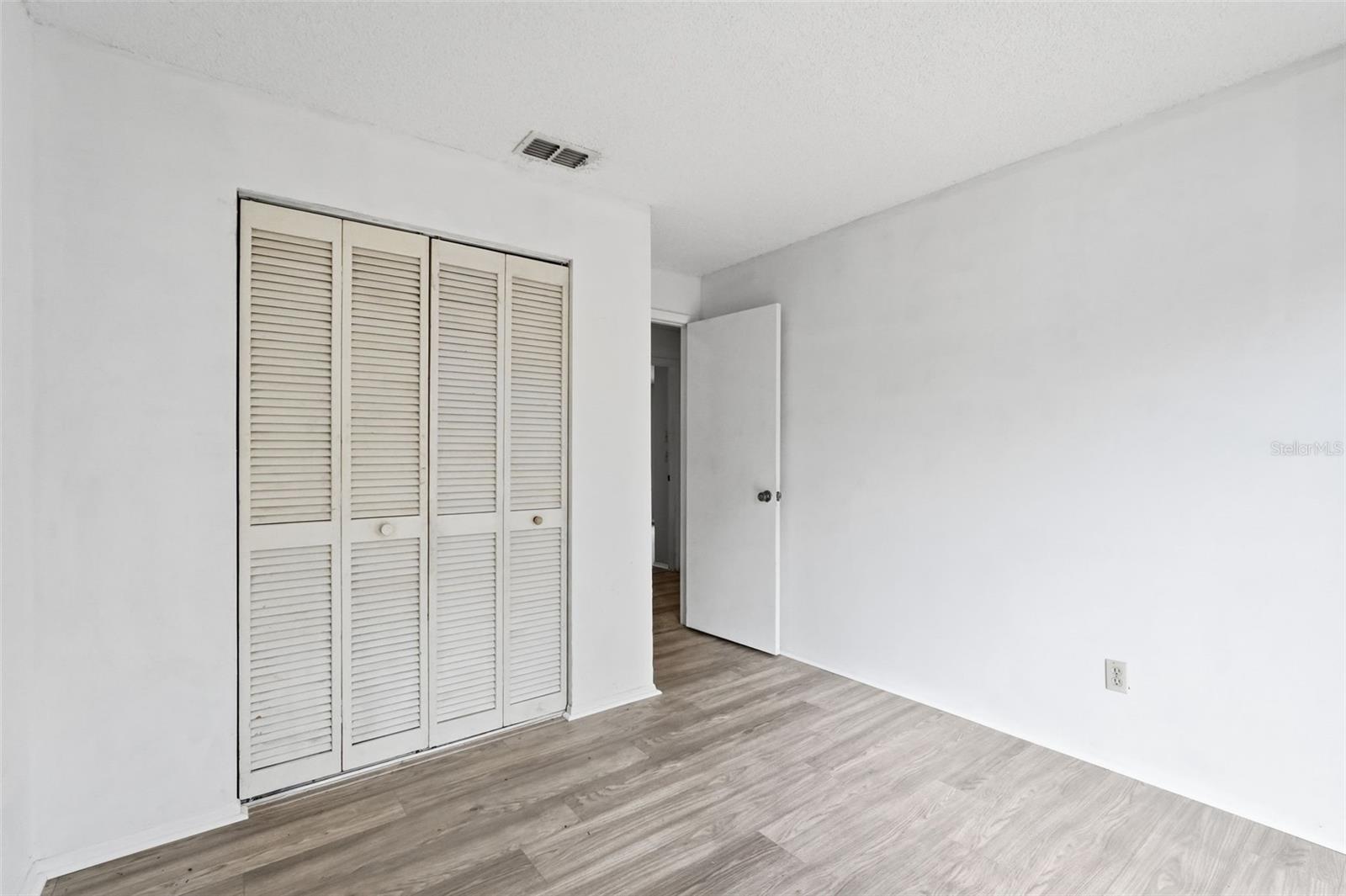 LAKE ST GEORGE SOUTH UNIT III - Residential