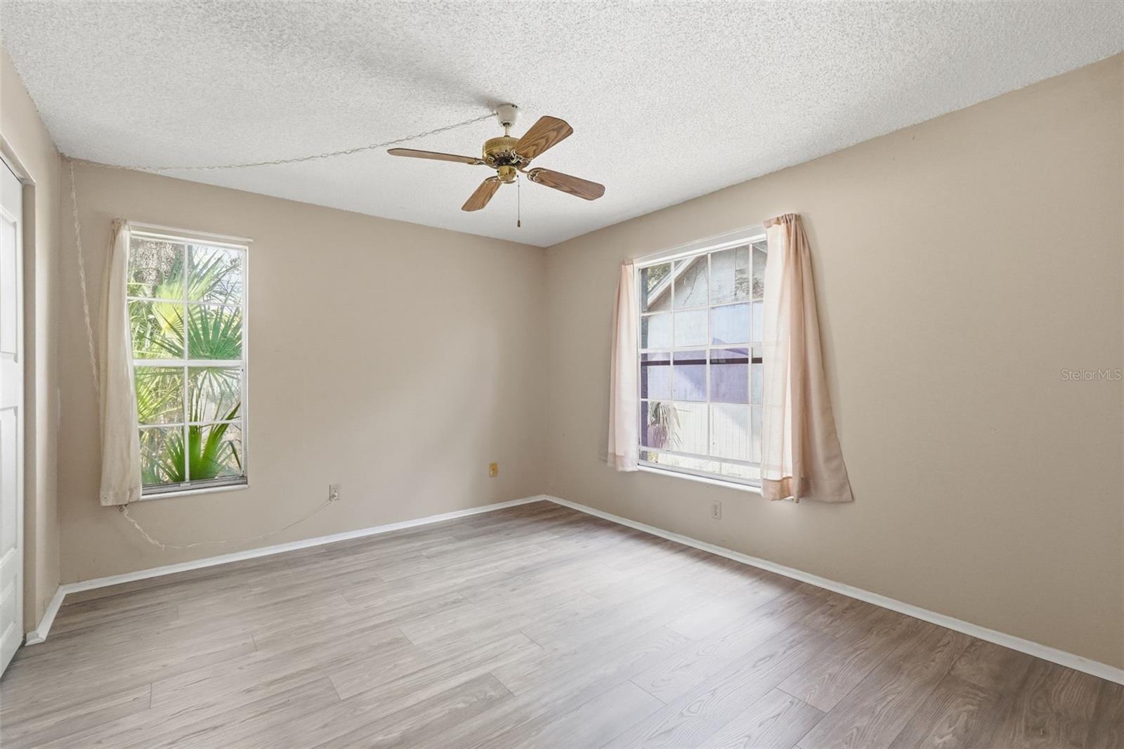 LAKE ST GEORGE SOUTH UNIT III - Residential