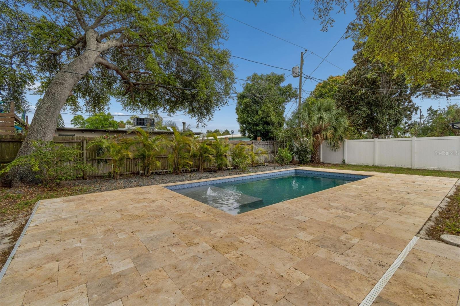 JUNGLE COUNTRY CLUB 4TH ADD - Residential