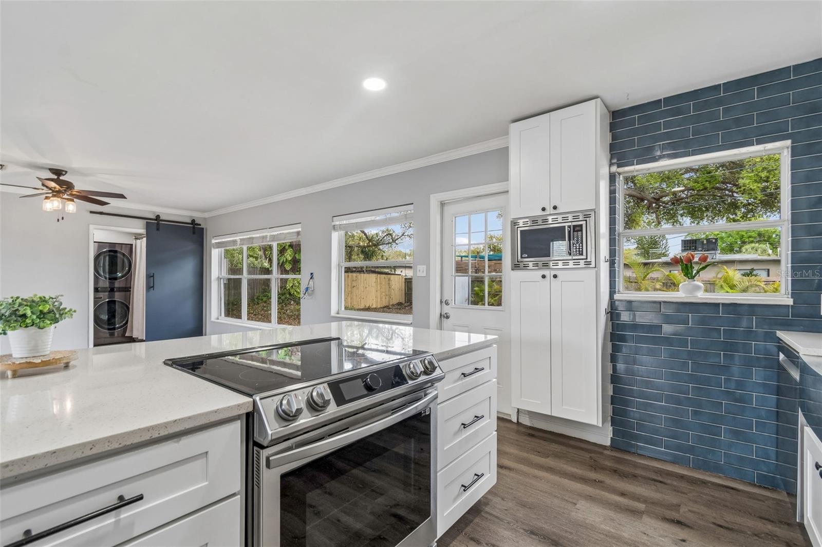 JUNGLE COUNTRY CLUB 4TH ADD - Residential